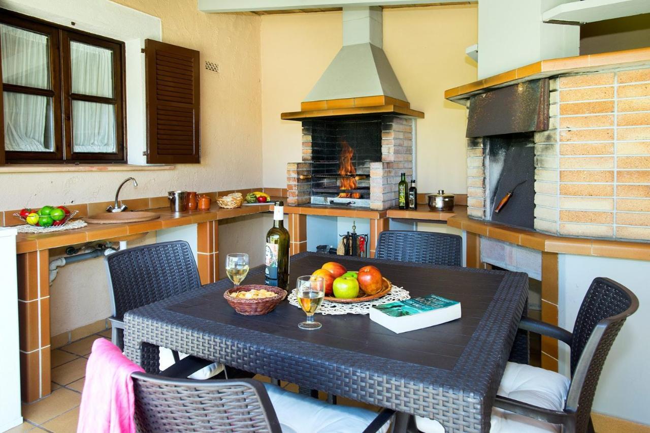 Corralet Villa *