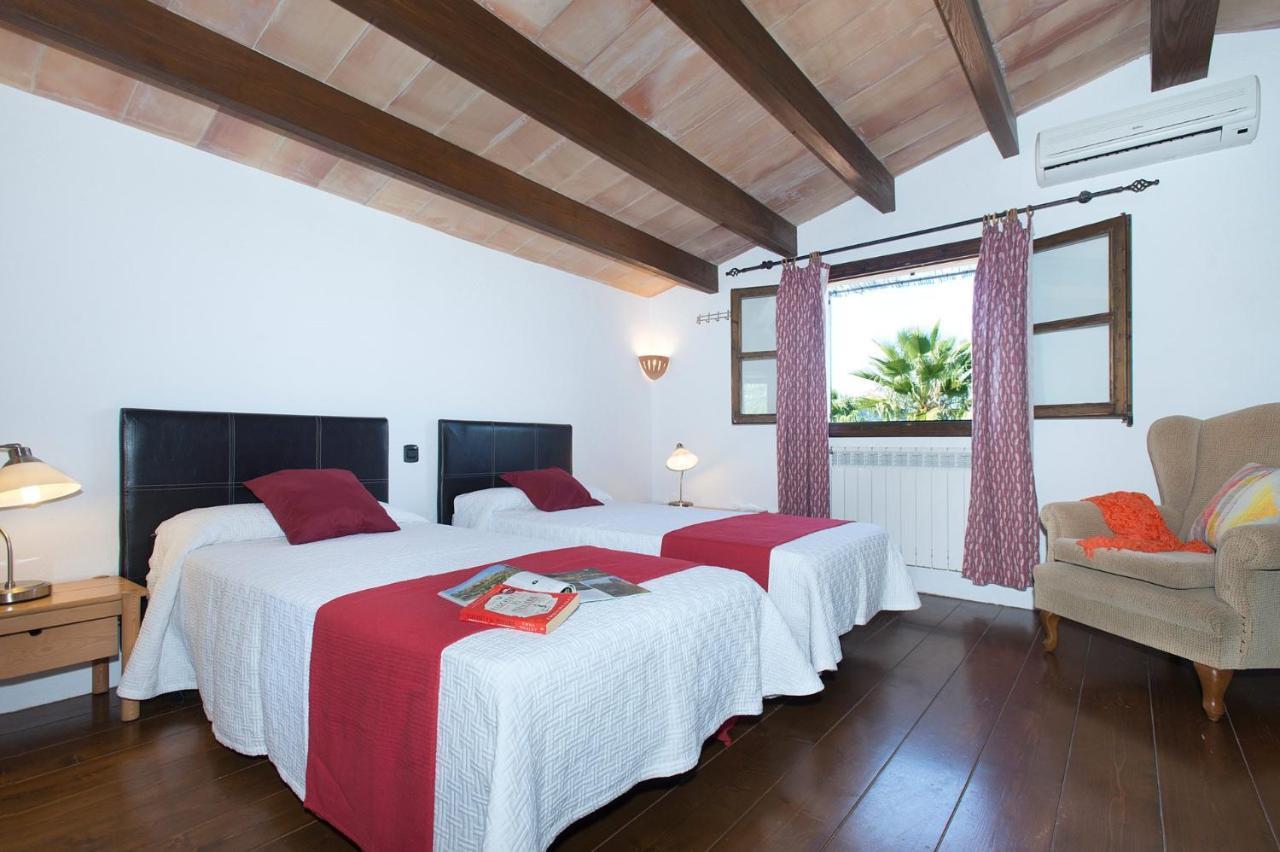 Corralet Villa *